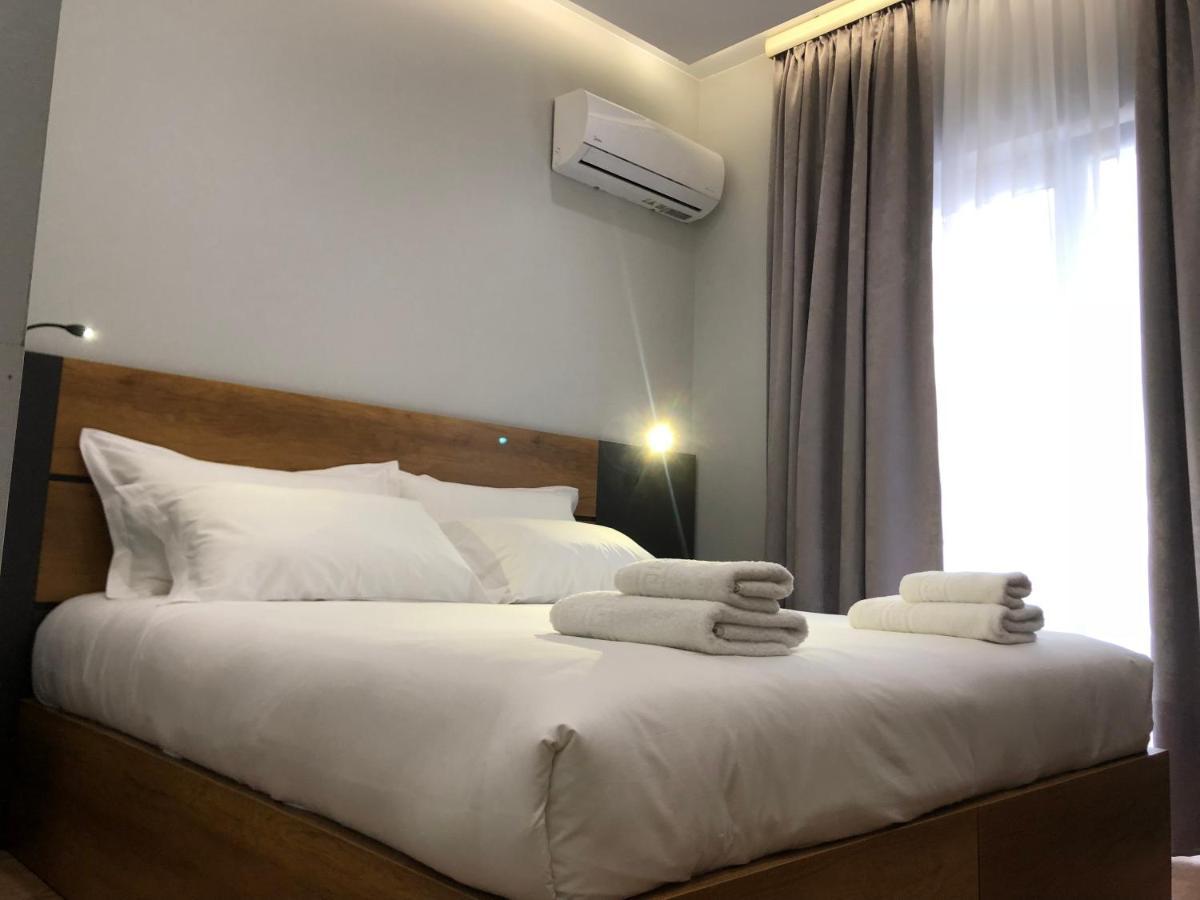 Andys Rooms Hotel Tirana Bagian luar foto